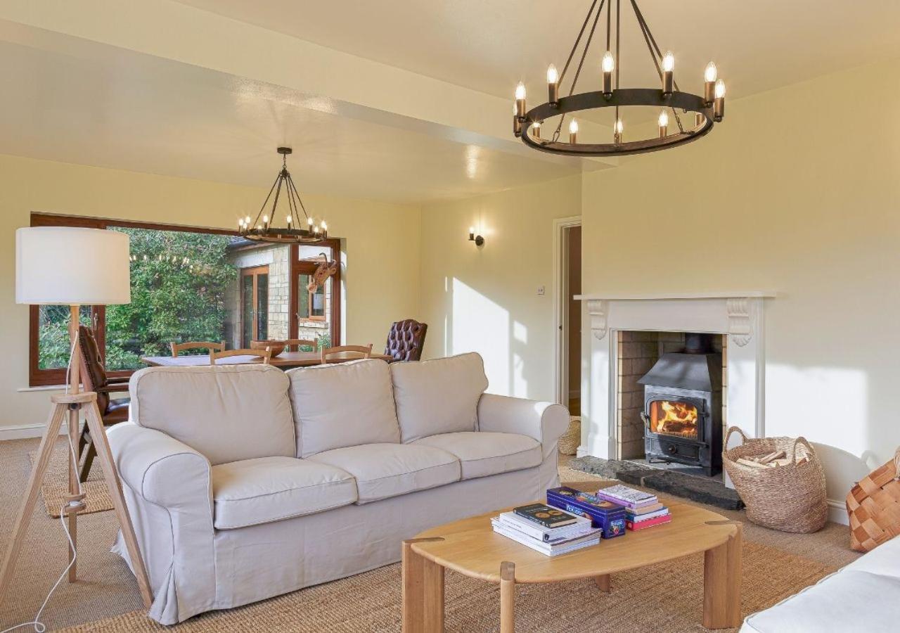 Villa Charming 3Bd Cotswolds Family Retreat à Bourton-on-the-Water Extérieur photo